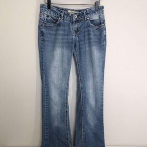 Paris Blue's Woman's Size 5 JR with Flap Pockets Embroidered